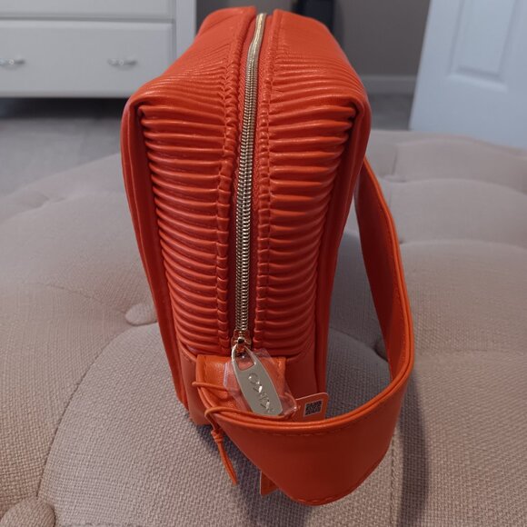 KIKO Milano makeup bag / orange / brand new - Picture 3 of 4